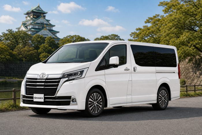 Toyota GranAce 日本包車車型