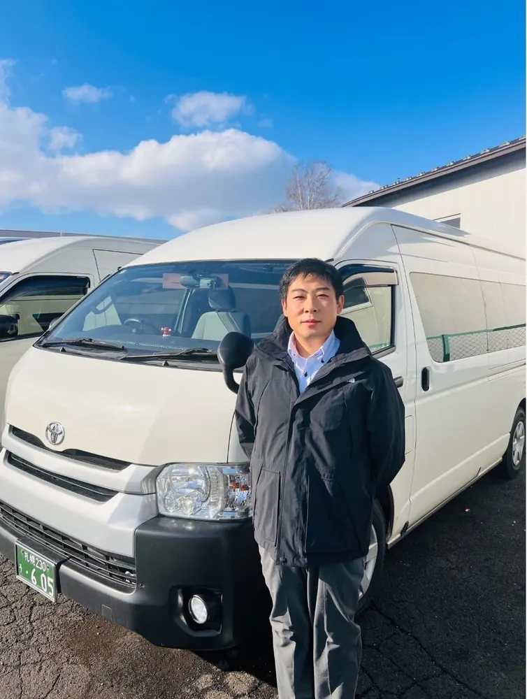 北海道包車中文司機團隊－劉嵩
