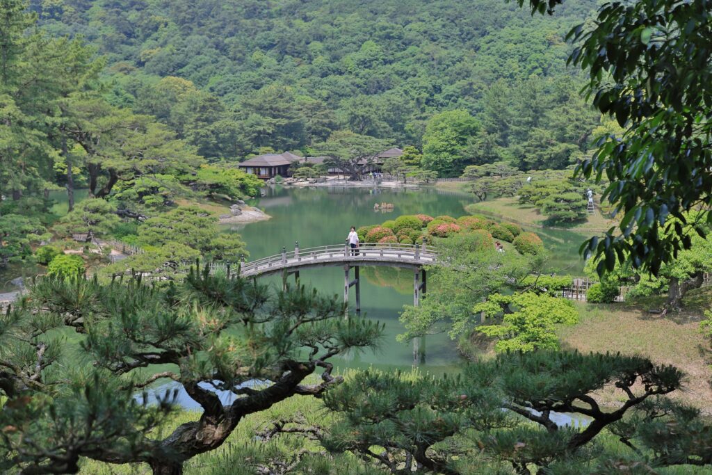 栗林公園-位在高松市的美麗日本庭園