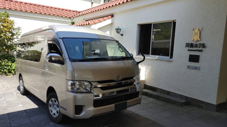 Toyota HiAce 車內空間