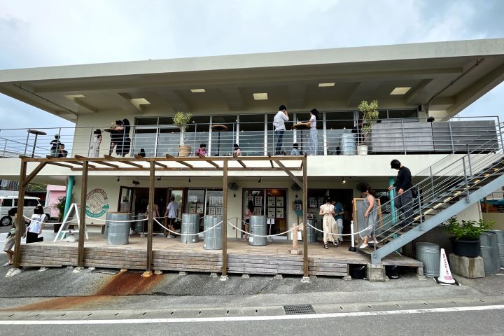 古宇利島蝦蝦飯KOURI SHRIMP攻略:點餐取餐流程、最新菜單價格與海景座席,附Mapcode與停車指南