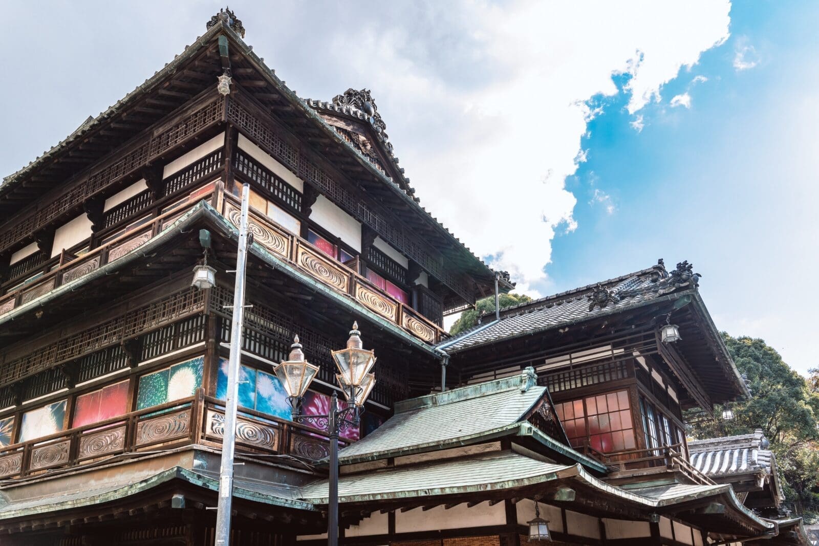 日本溫泉旅館與泡湯情境