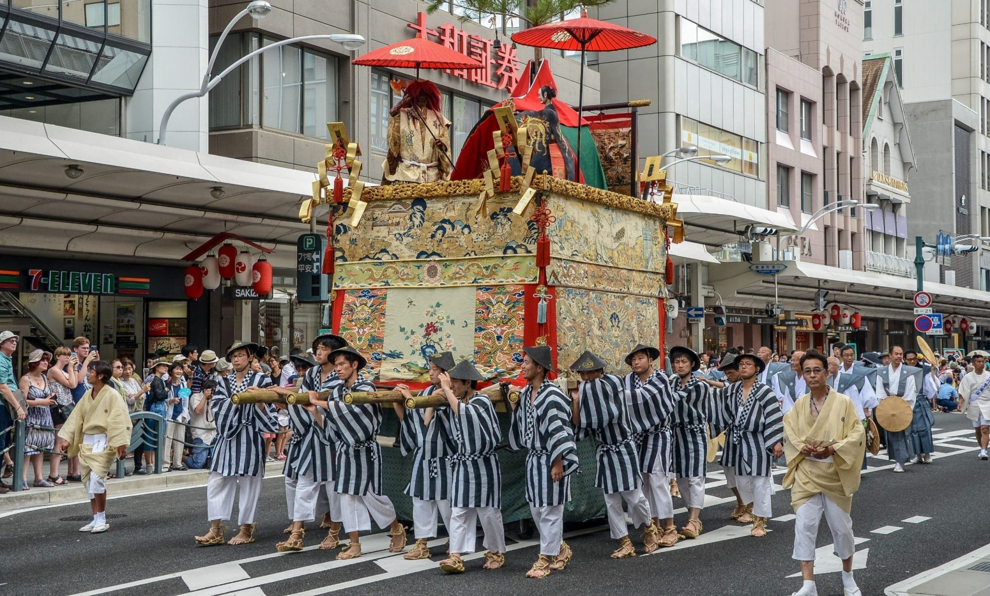 京都祇園祭山鉾與市區祭典街景