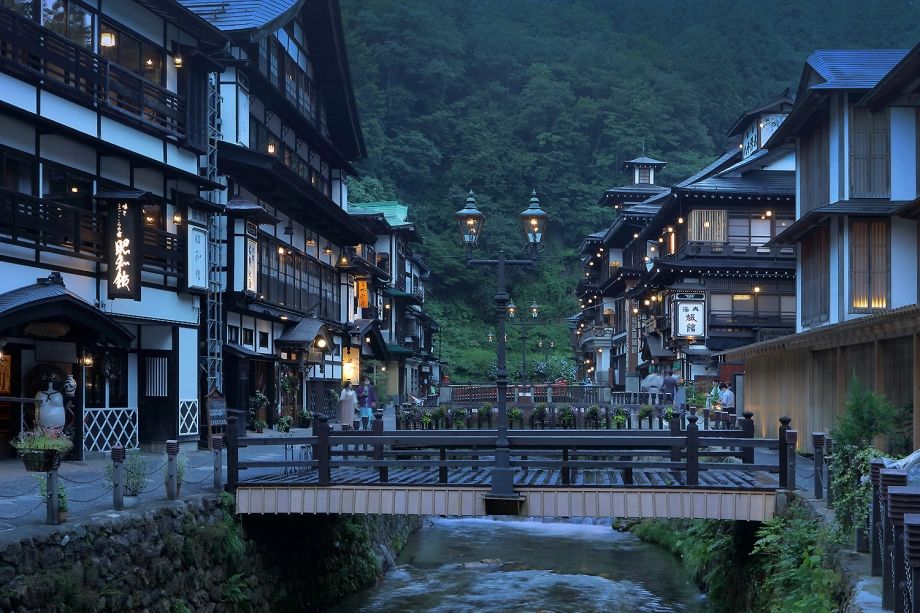銀山溫泉山形藏王會津四日