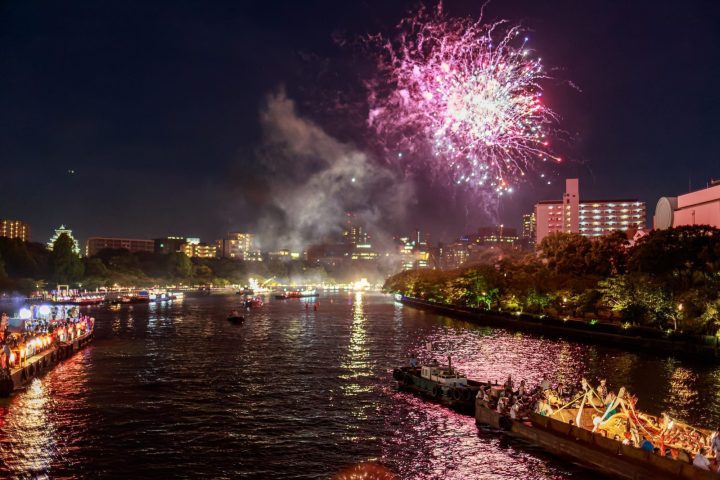 2026大阪天神祭完整攻略|日期、花火時間、船渡御與交通建議