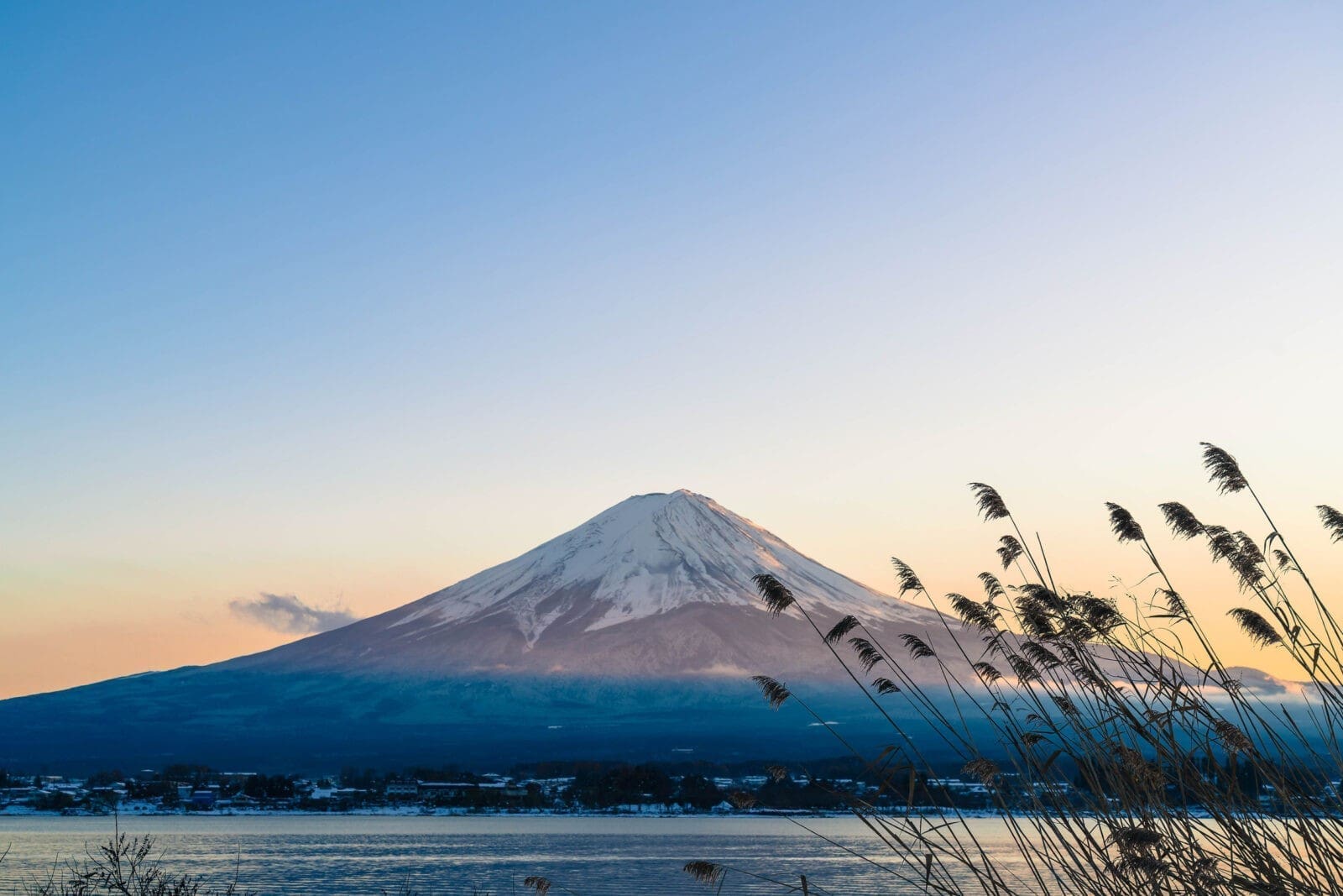 山梨縣10大景點推薦，富士山、世界遺產、秘境溪谷