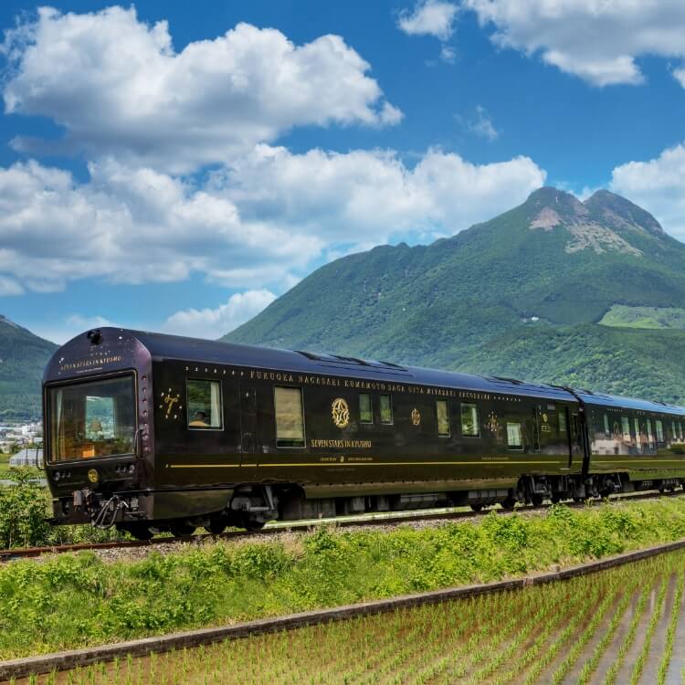 探索日本的極致奢華 – 三大豪華列車之旅