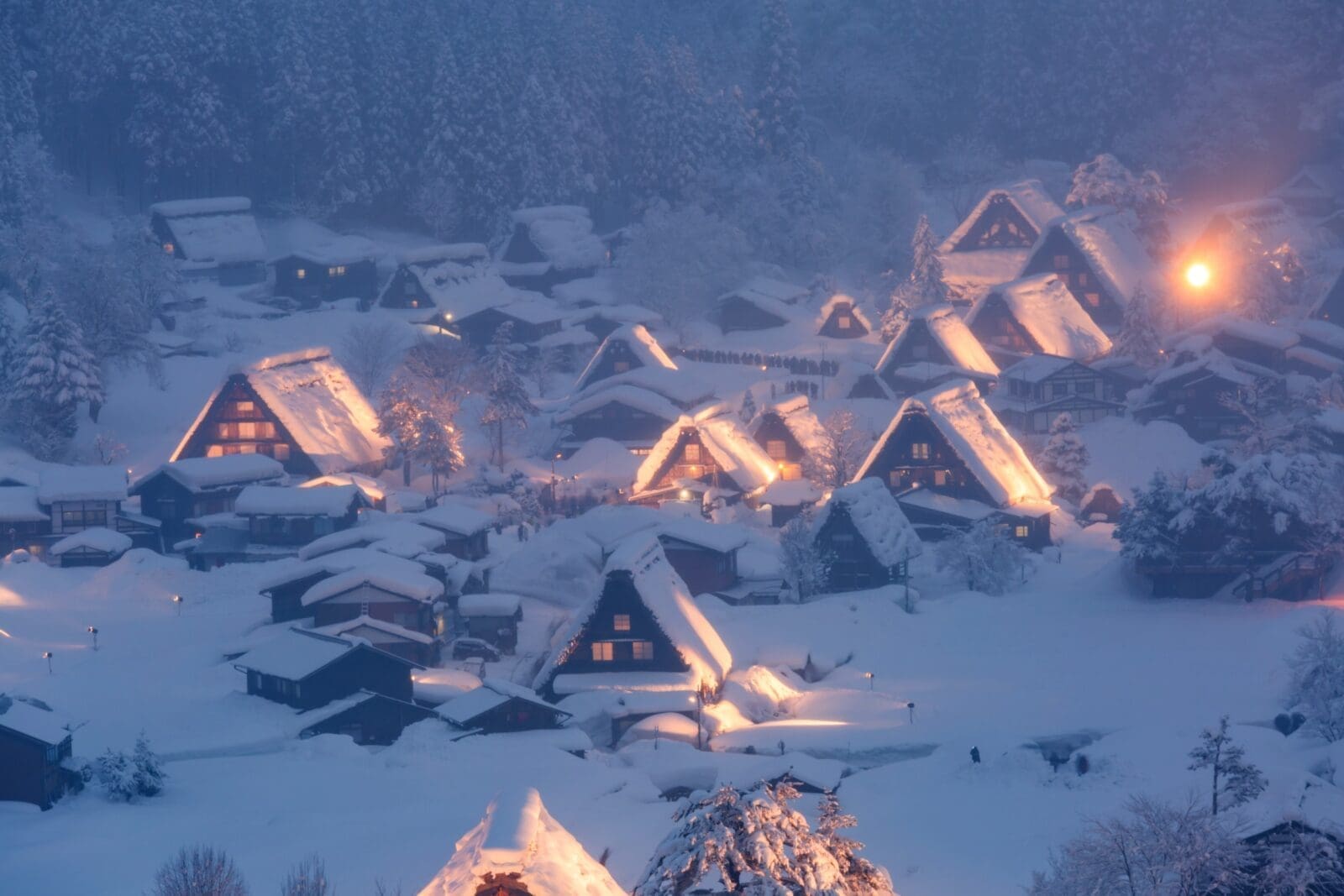 2026白川鄉合掌村冬季點燈活動預約指南，浪漫雪景一生必看