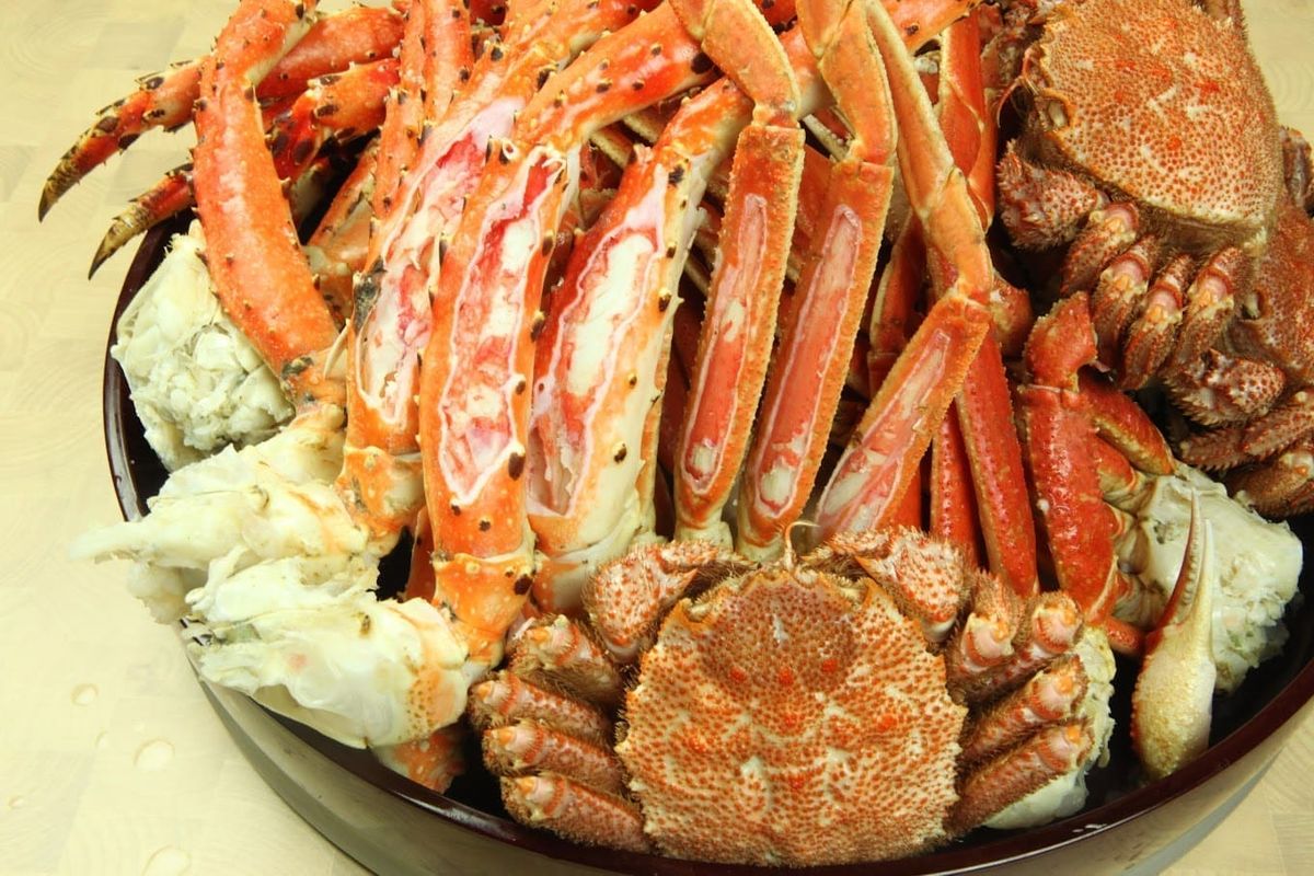 Japanese Buffet Dining DEN 伝
