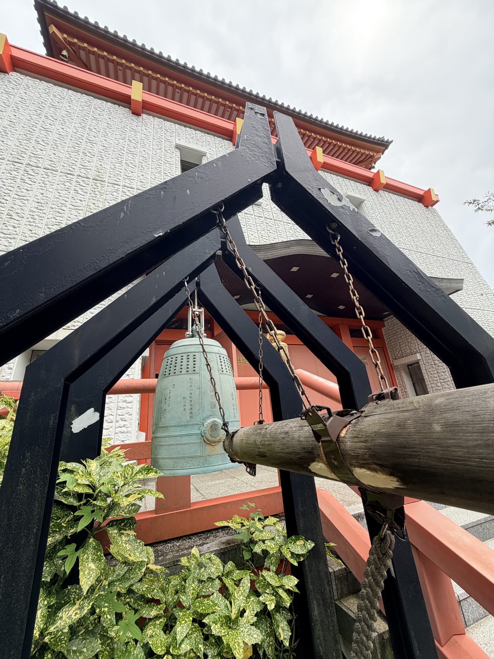 紀三井寺仏殿外觀與建築細節