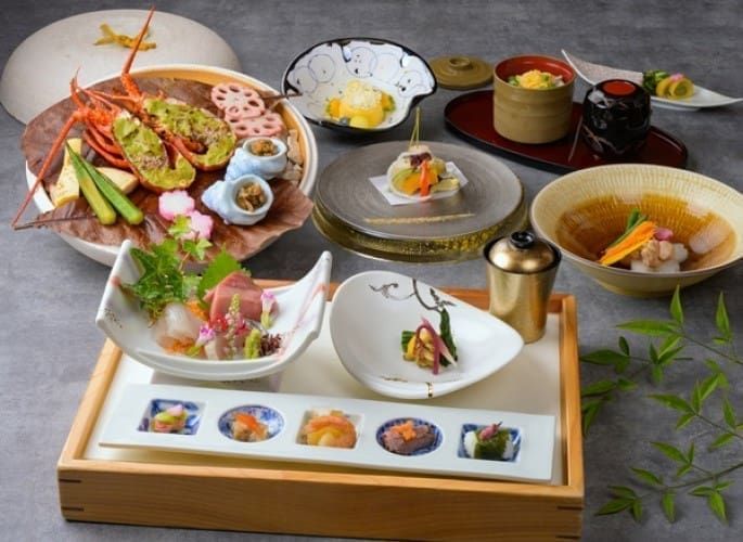 鳥羽溫泉旅館潮路亭會席料理