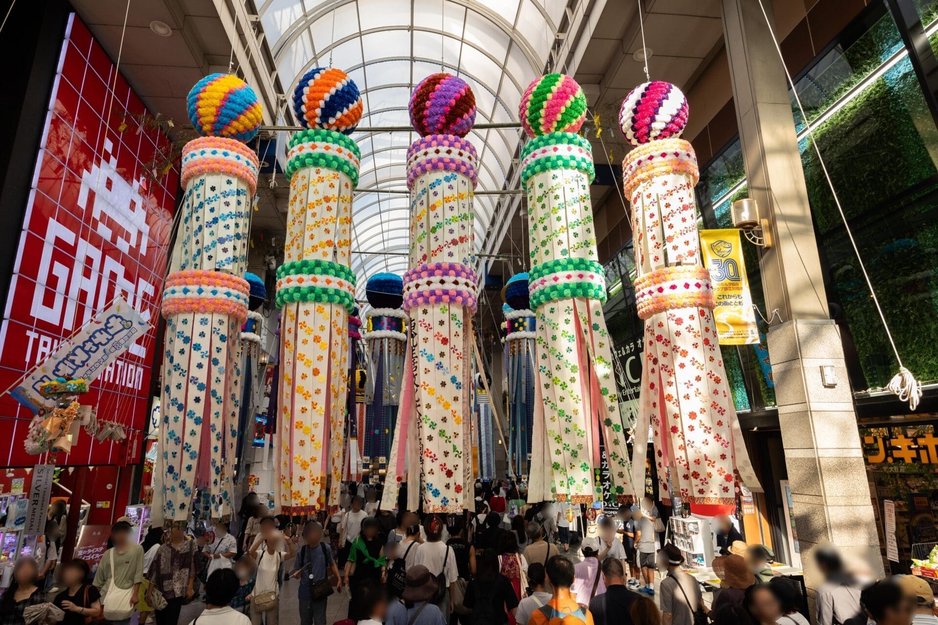 仙台七夕祭商店街大型和紙七夕飾