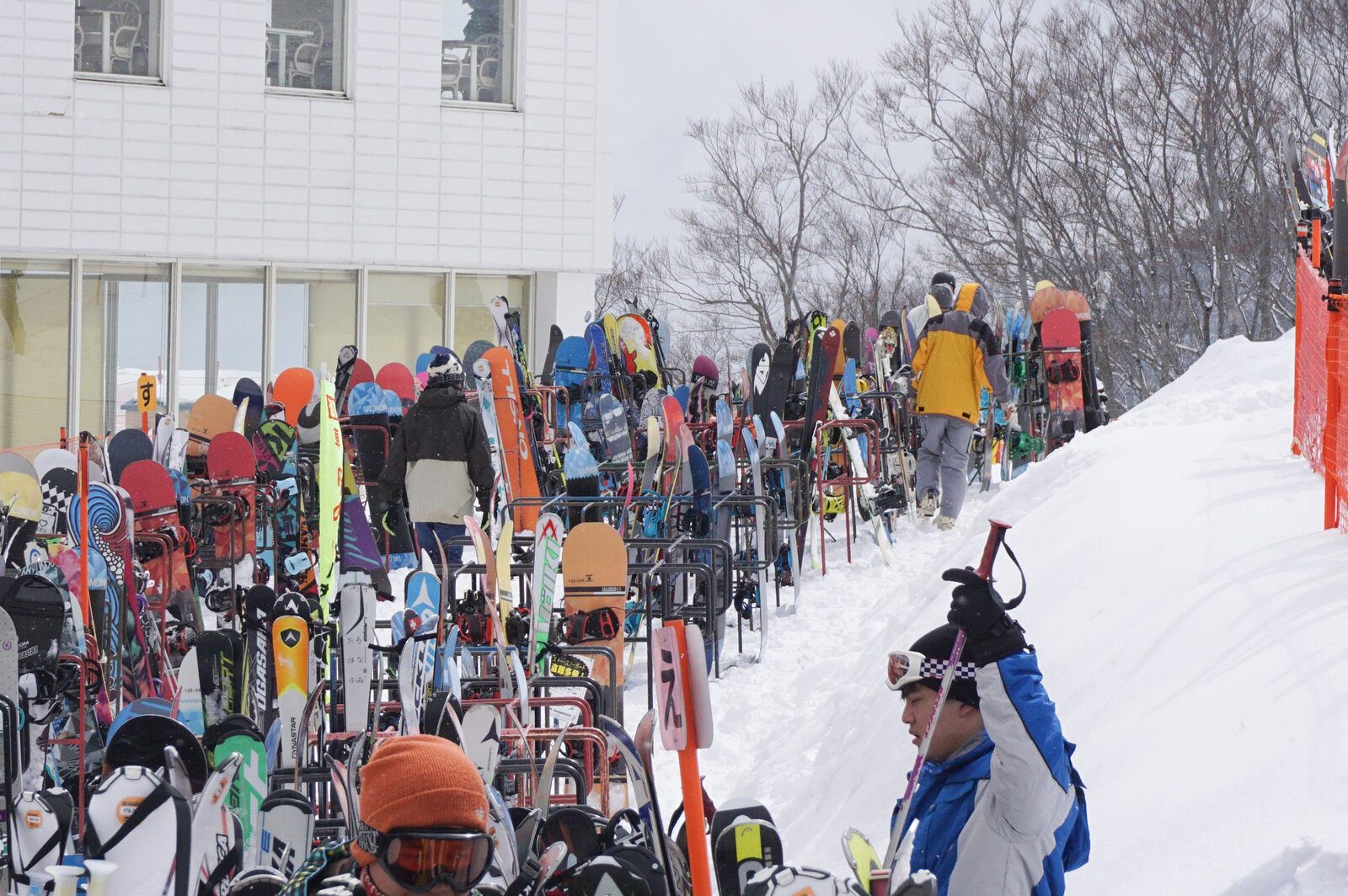 日本雪場戶外雪具停放架