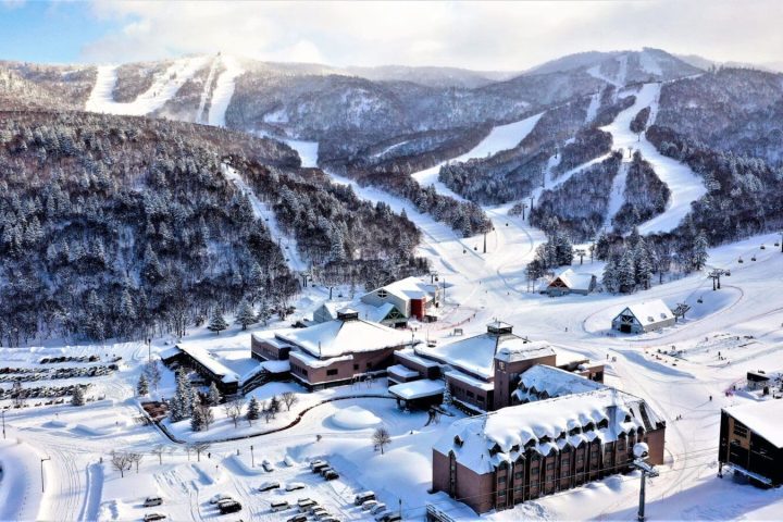 北海道喜樂樂 Peak 滑雪度假村