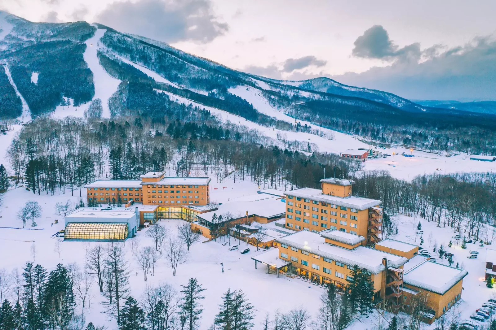 北海道佐幌滑雪度假村