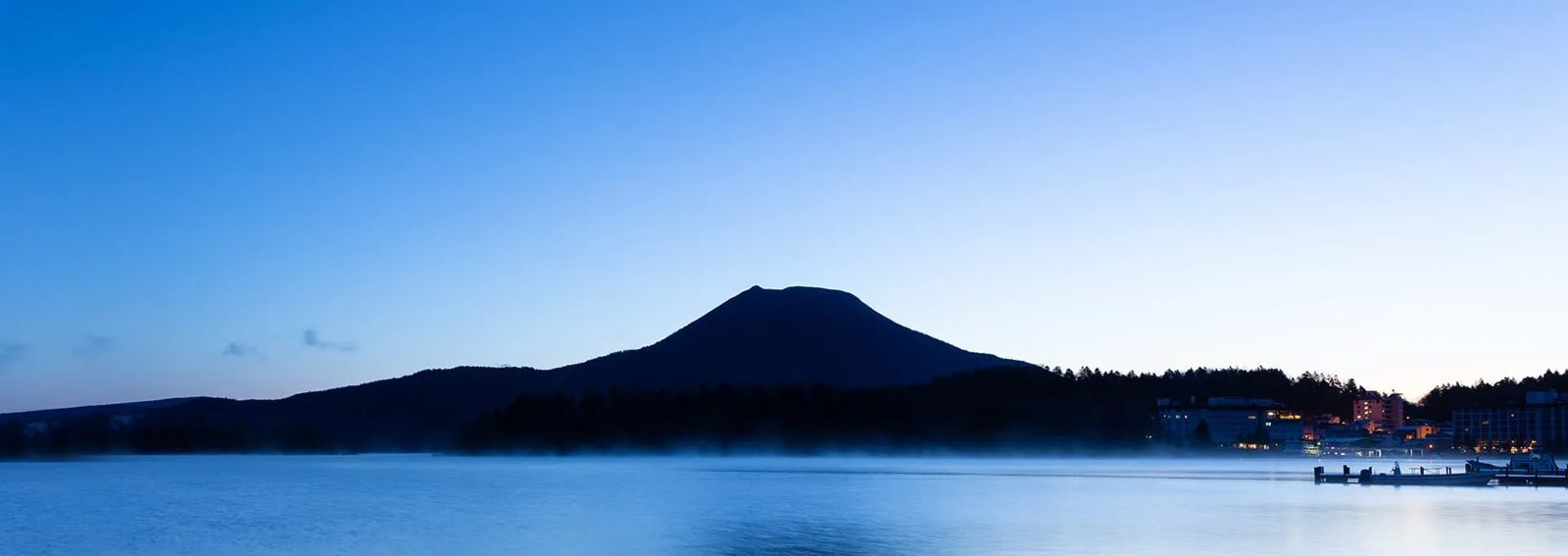 阿寒遊久之里 鶴雅 阿寒湖與雄阿寒岳