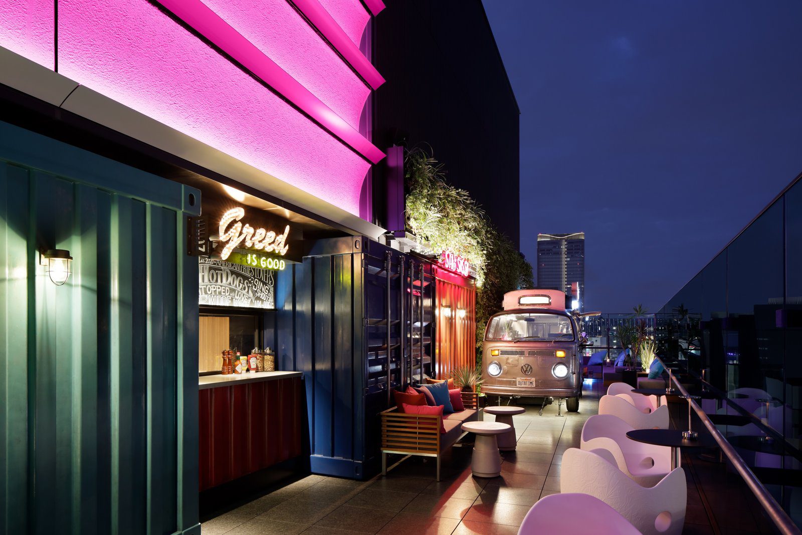 東京銀座雅樂軒酒店 屋頂酒吧 Roof Dogs 與餐車