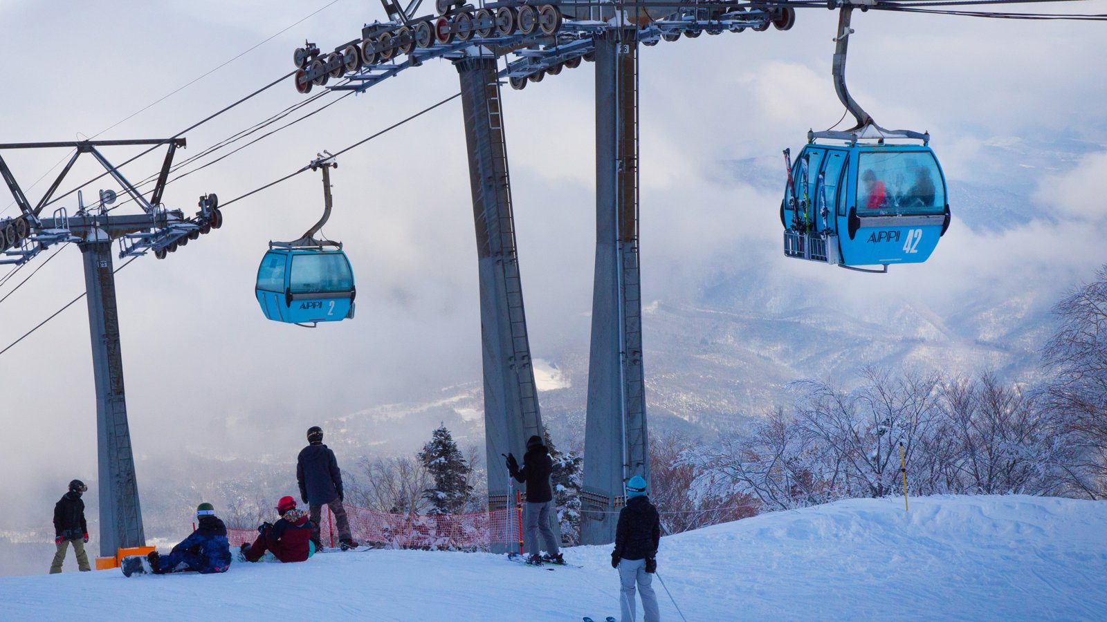 ANA 假日度假酒店安比高原 雪場上的纜車
