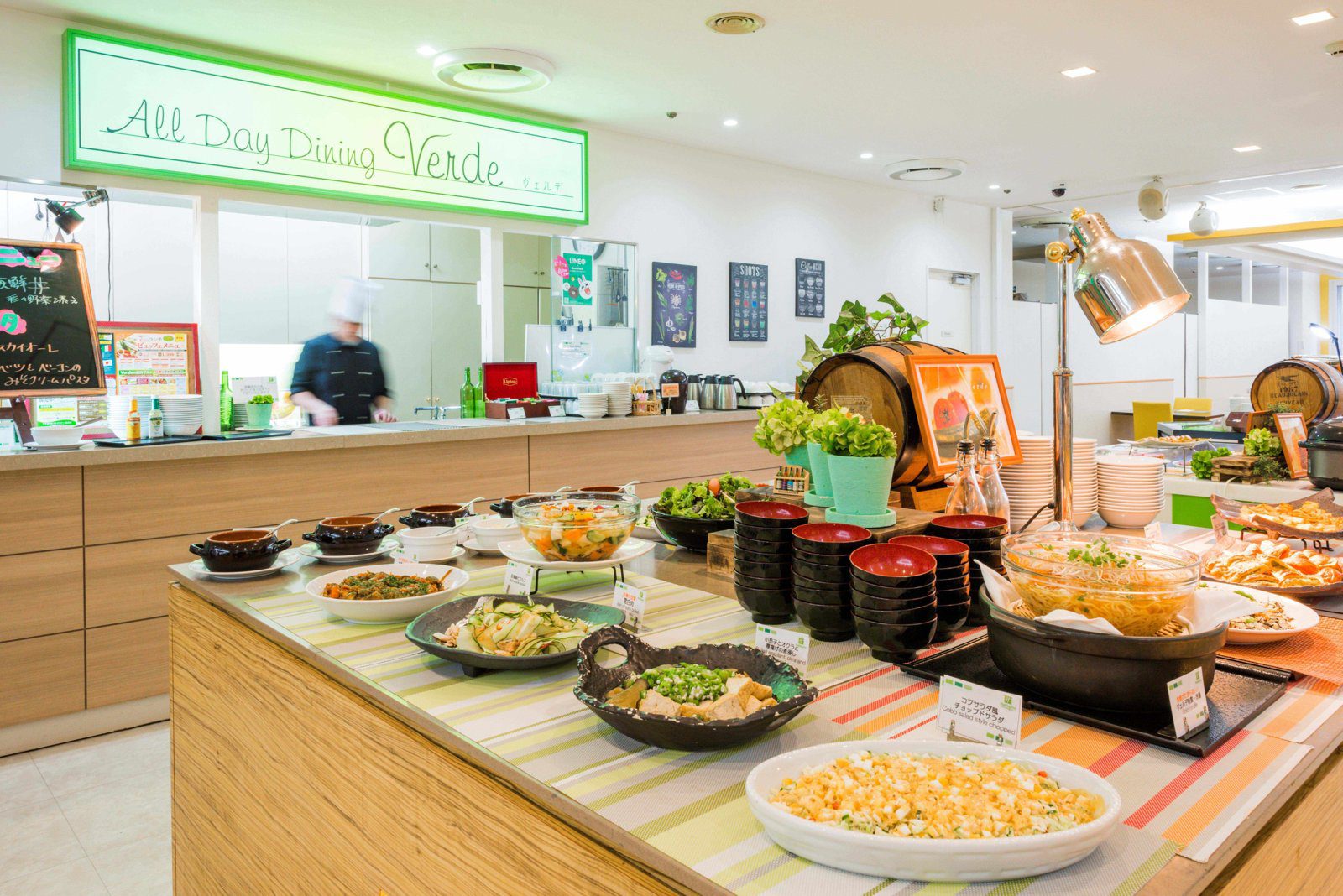 ANA 假日酒店札幌薄野 Verde 早餐的現做料理區