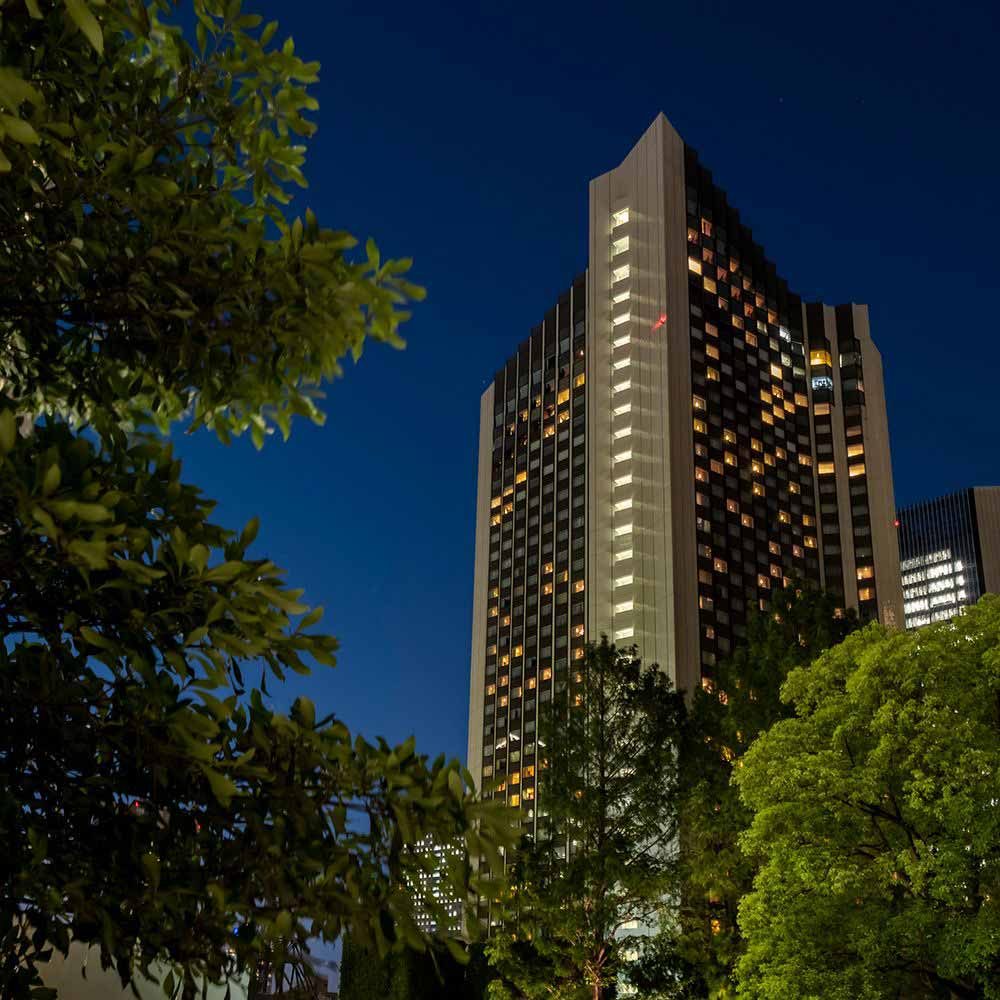 ANA 洲際酒店東京 夜裡的飯店外觀
