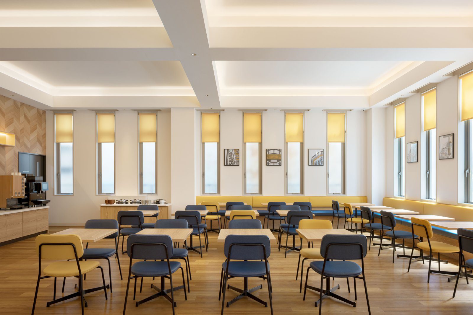 大阪難波南 City Express by Marriott 供應自助早餐的餐廳