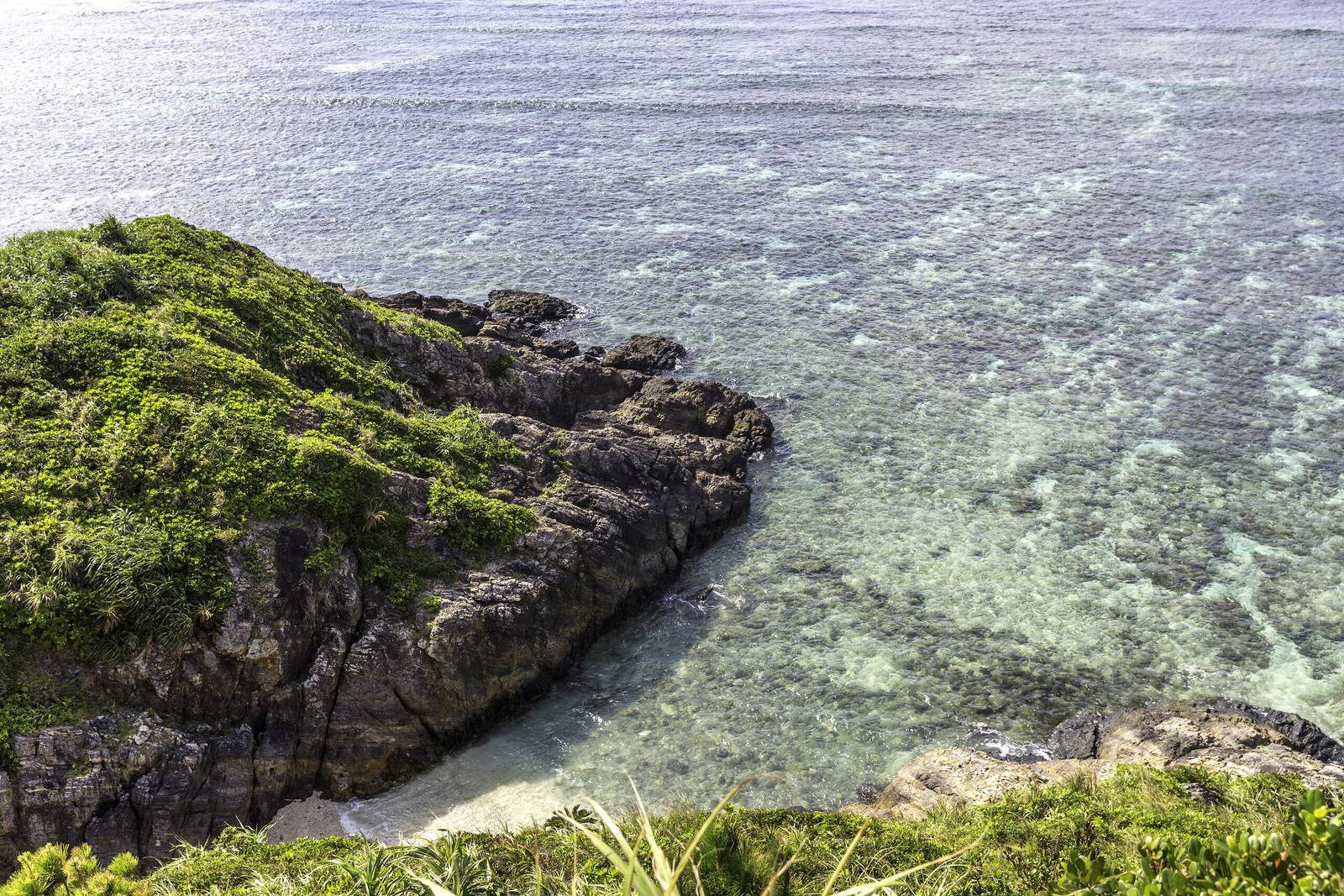 石垣島川平 Club Med 度假村 川平一帶的岩岸與珊瑚礁淺海
