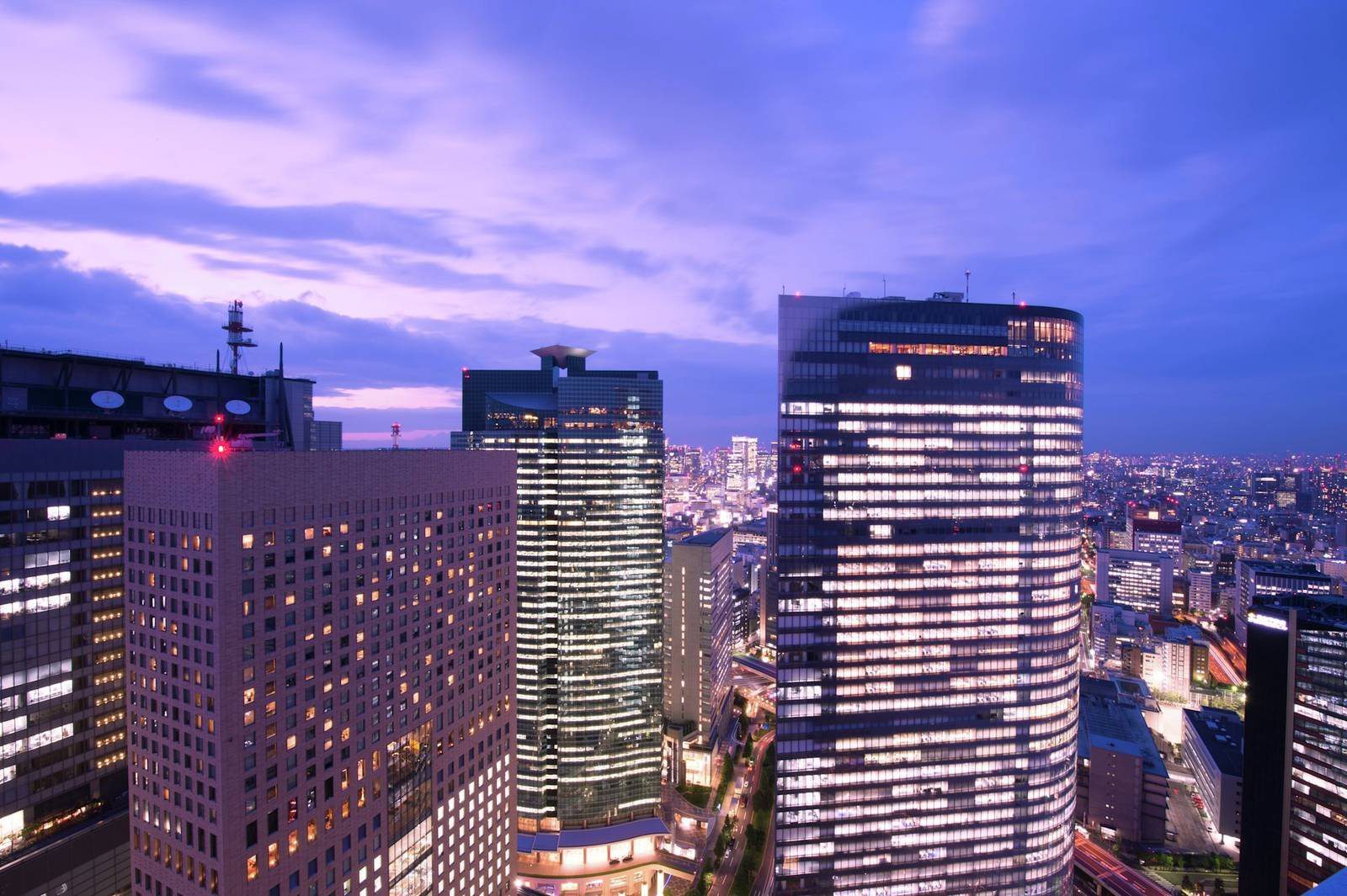 東京康萊德酒店 黃昏時汐留一帶的高樓與市區燈光