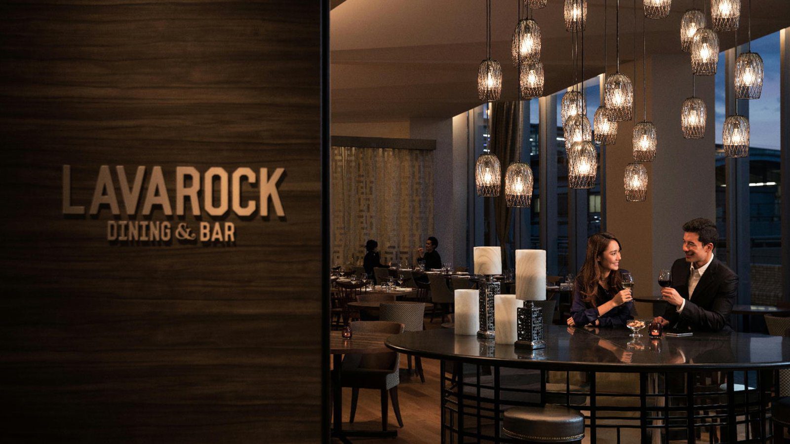 新大阪站萬怡酒店 Dining & Bar LAVAROCK