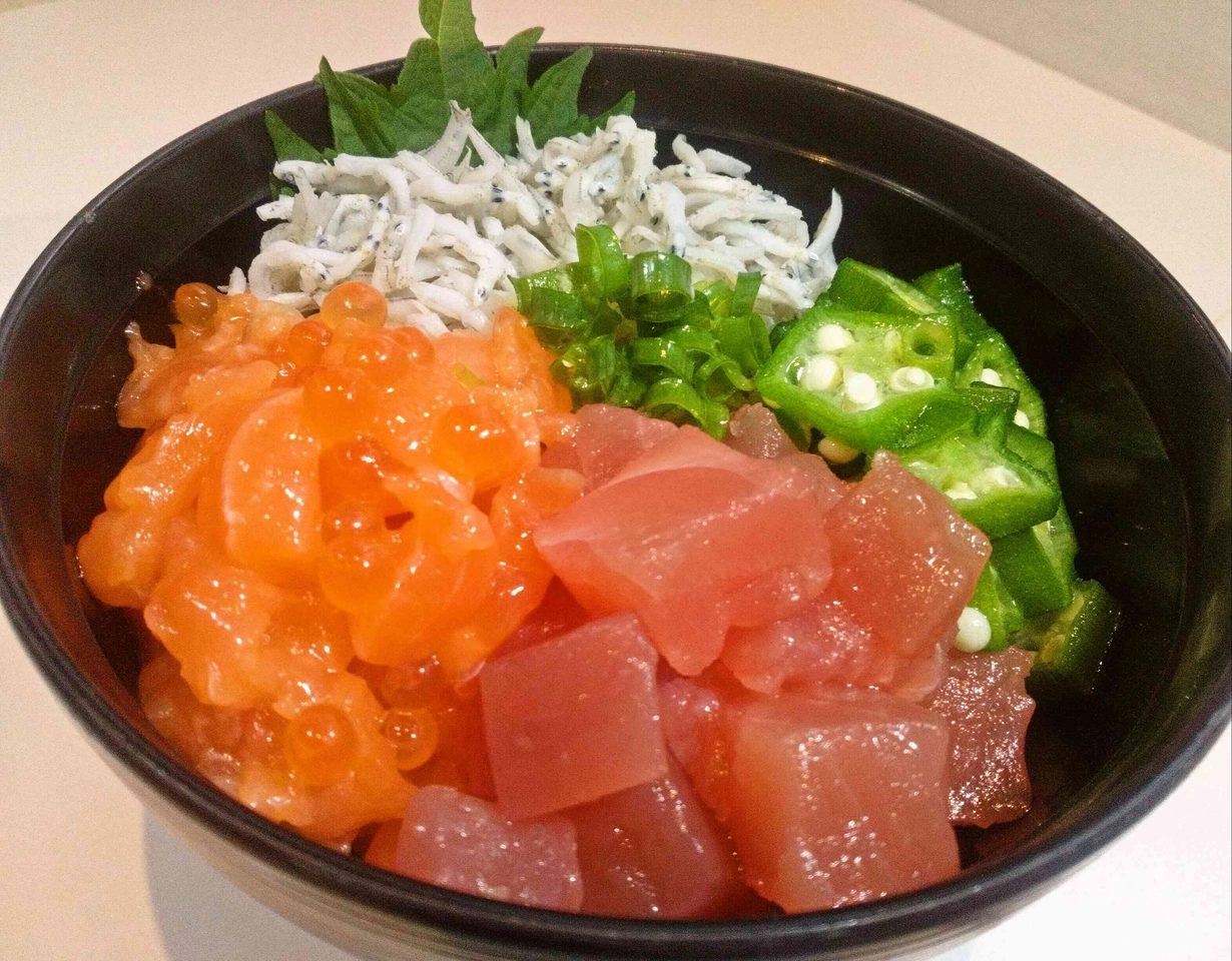 Dormy Inn 網走 早餐的海鮮丼與當地逸品蟹飯