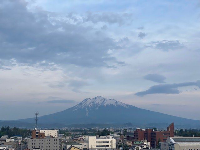 Dormy Inn 弘前 10 樓露天風呂眺望岩木山