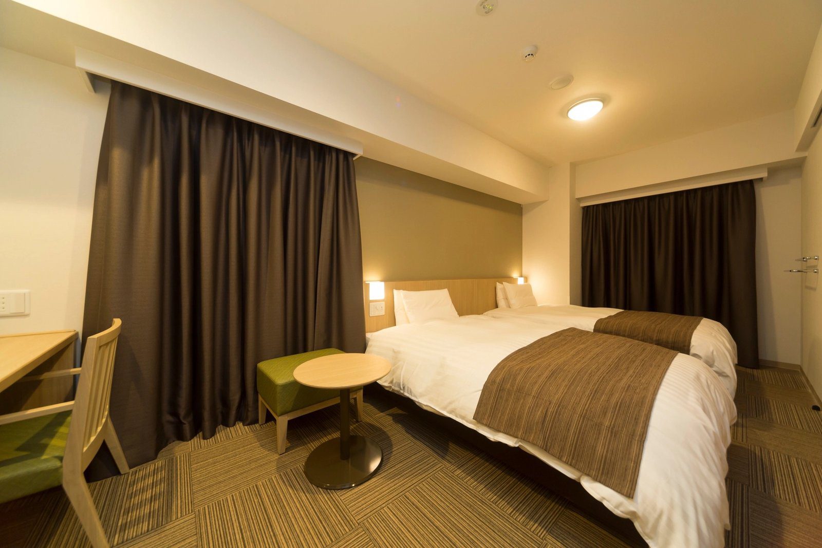 Dormy Inn 本八戶 雙床房