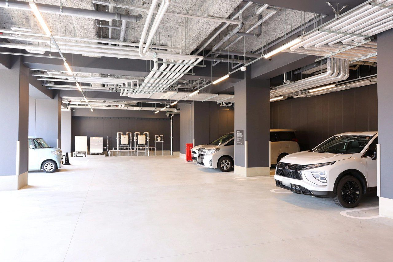 Dormy Inn 小松 館內停車場