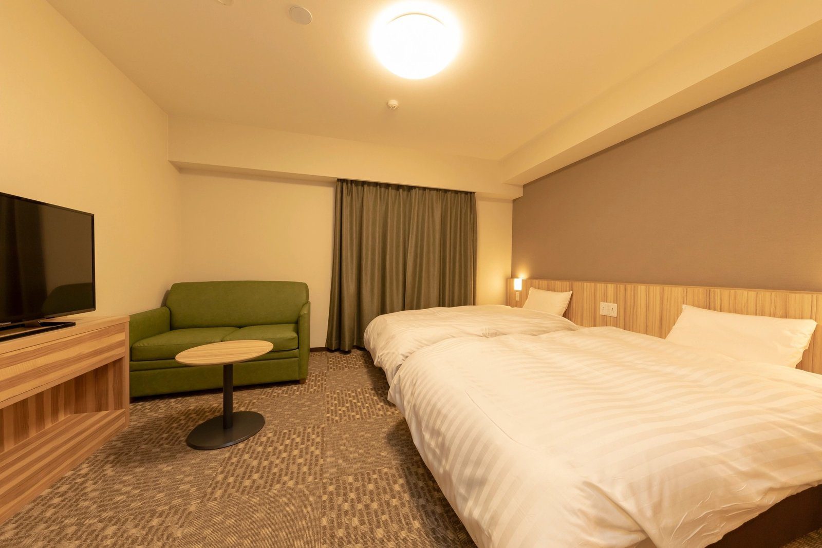 Dormy Inn 前橋 附沙發的雙床房