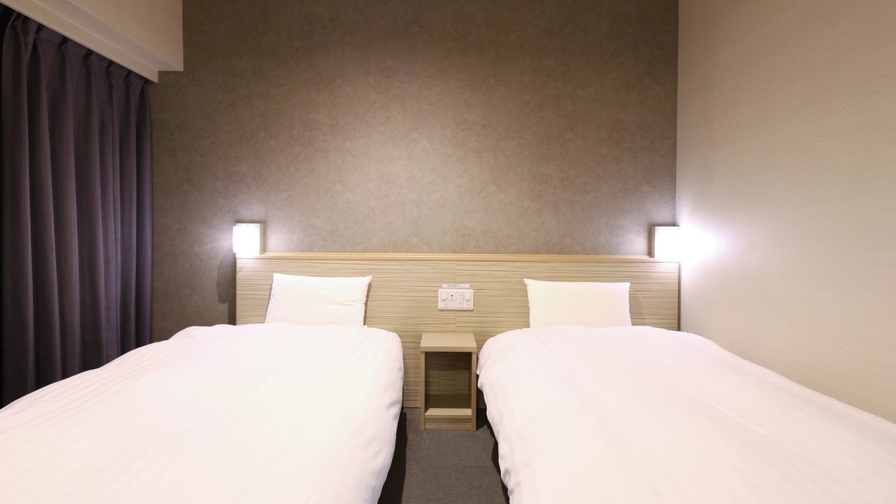 Dormy Inn 三島 雙床房