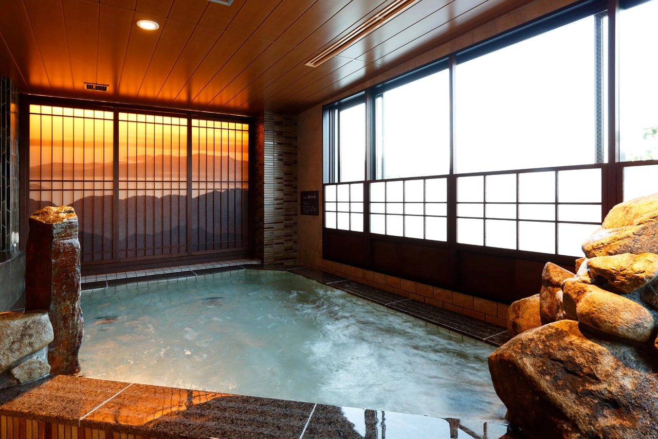 Dormy Inn 長野 11 樓的硫磺冷礦泉