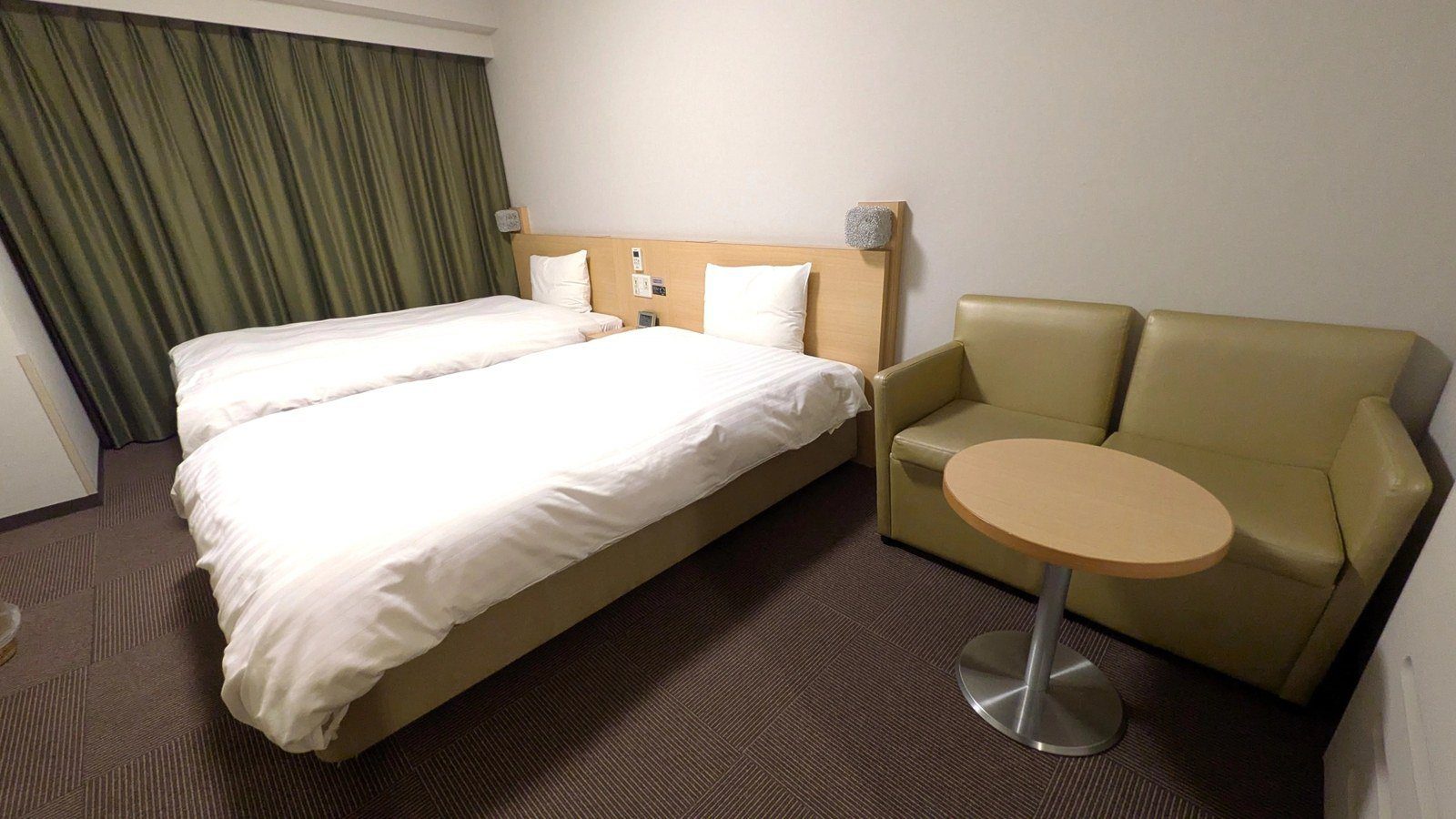 Dormy Inn 帶廣 兩張單人床與沙發的雙床房