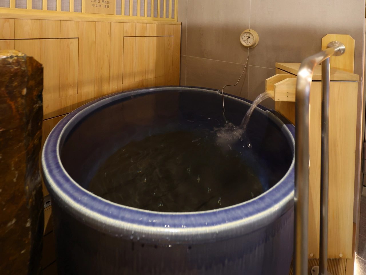 Dormy Inn PREMIUM 銀座 兩段式三溫暖與陶器水風呂