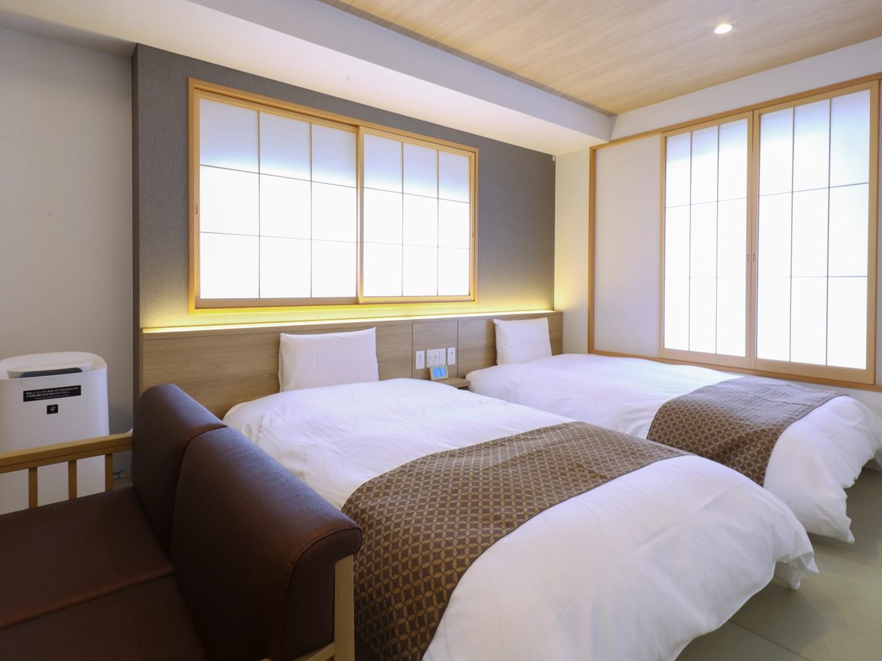 Dormy Inn PREMIUM 銀座 12 樓的和風客房