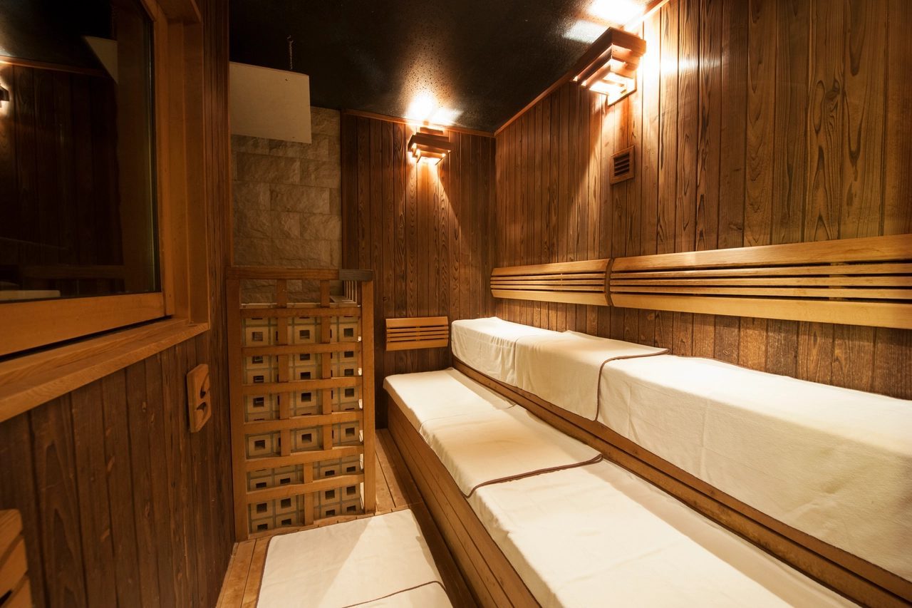 Dormy Inn PREMIUM 博多・Canal City 前 兩段式的乾式三溫暖