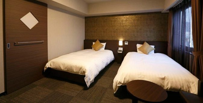 Dormy Inn PREMIUM 難波 雙床房
