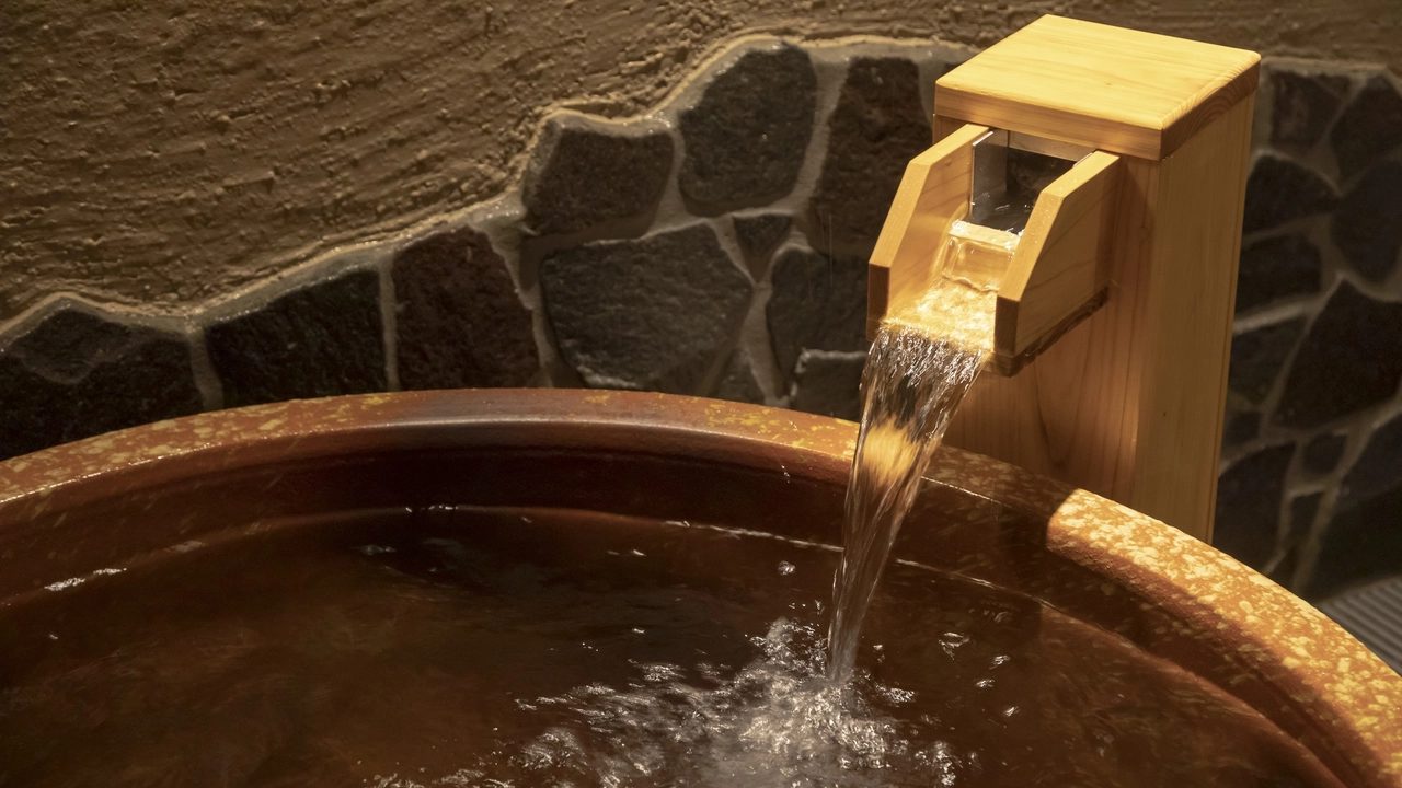 Dormy Inn PREMIUM 大阪北濱 的壺湯