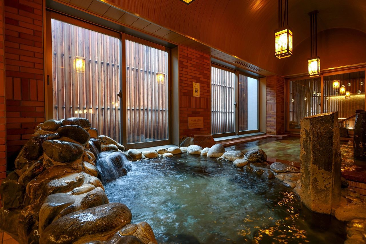 Dormy Inn PREMIUM 小樽 岩風呂的外氣浴區