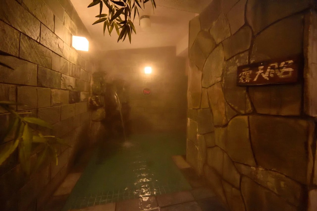 Dormy Inn PREMIUM 札幌 男湯的碳酸風呂與半露天