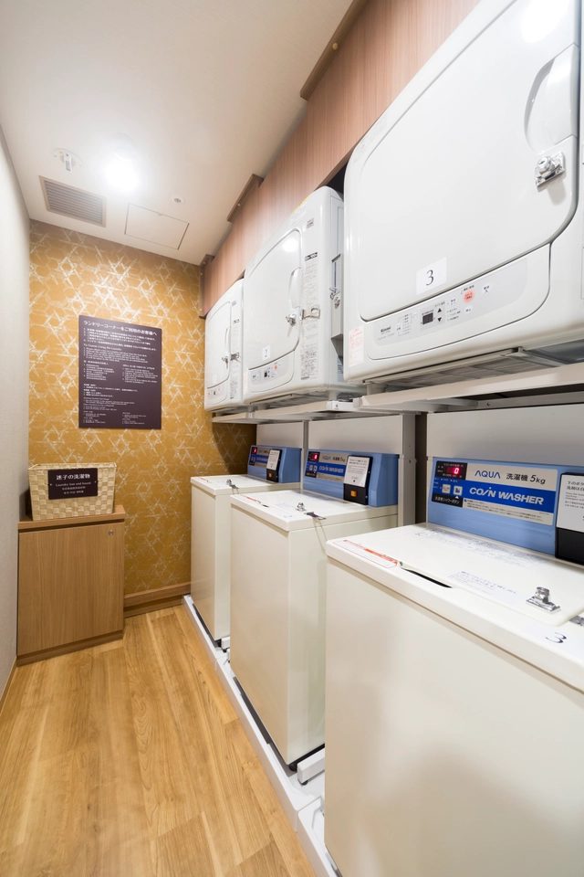 Dormy Inn PREMIUM 東京小傳馬町 洗衣間