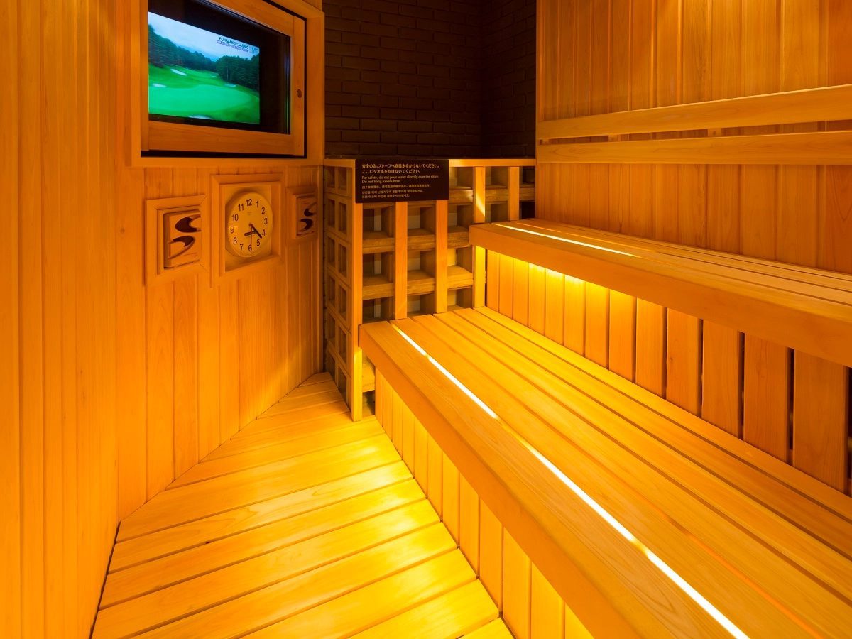 Dormy Inn PREMIUM 東京小傳馬町 大浴場的三溫暖