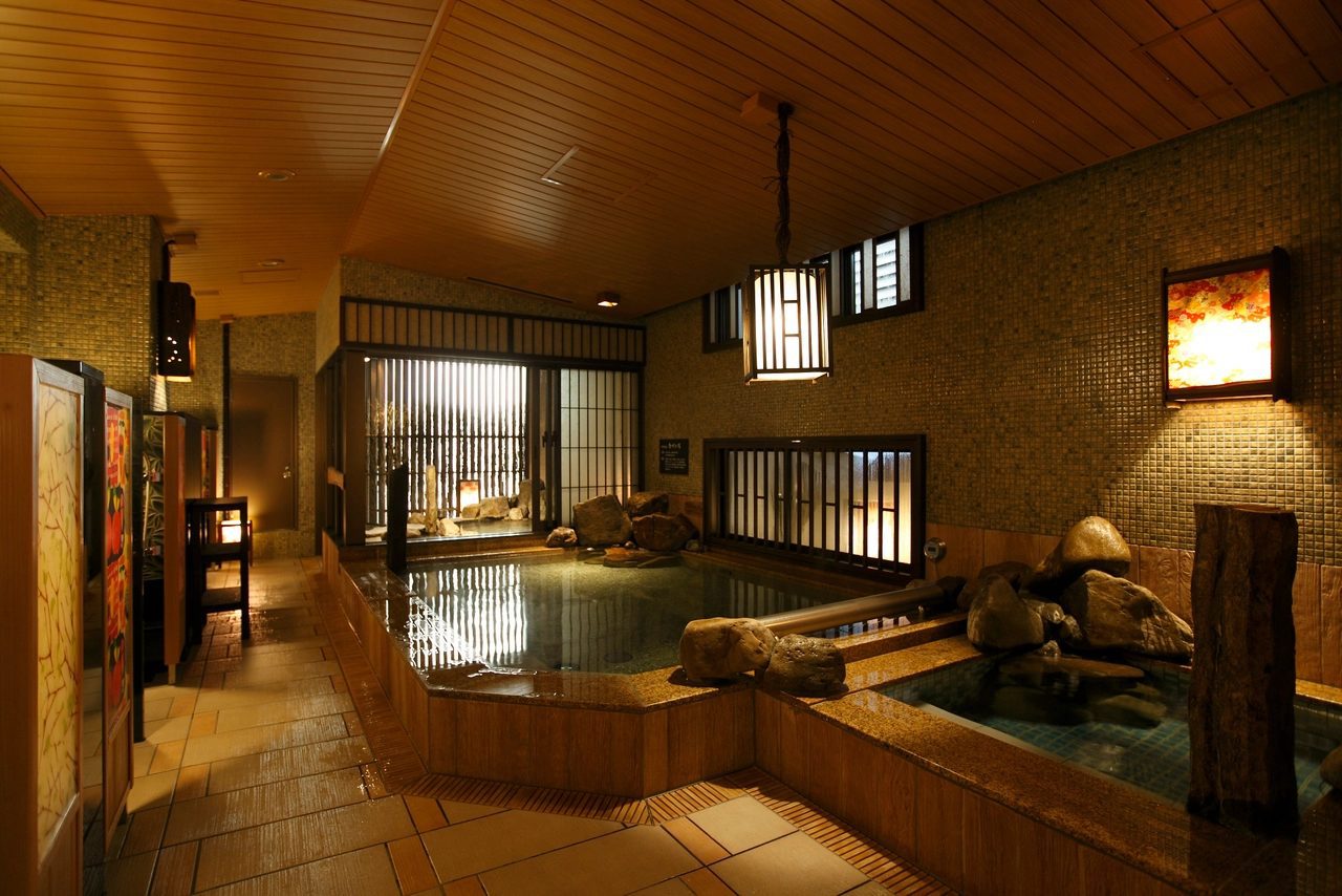 Dormy Inn PREMIUM 和歌山 外湯的照明