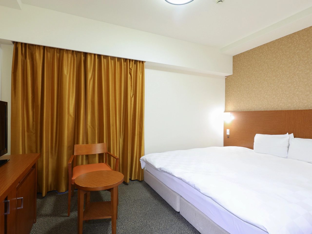 Dormy Inn PREMIUM 和歌山 King 房