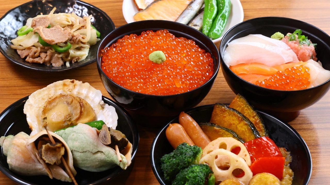 Dormy Inn 札幌 ANNEX 早餐的豪快海鮮丼