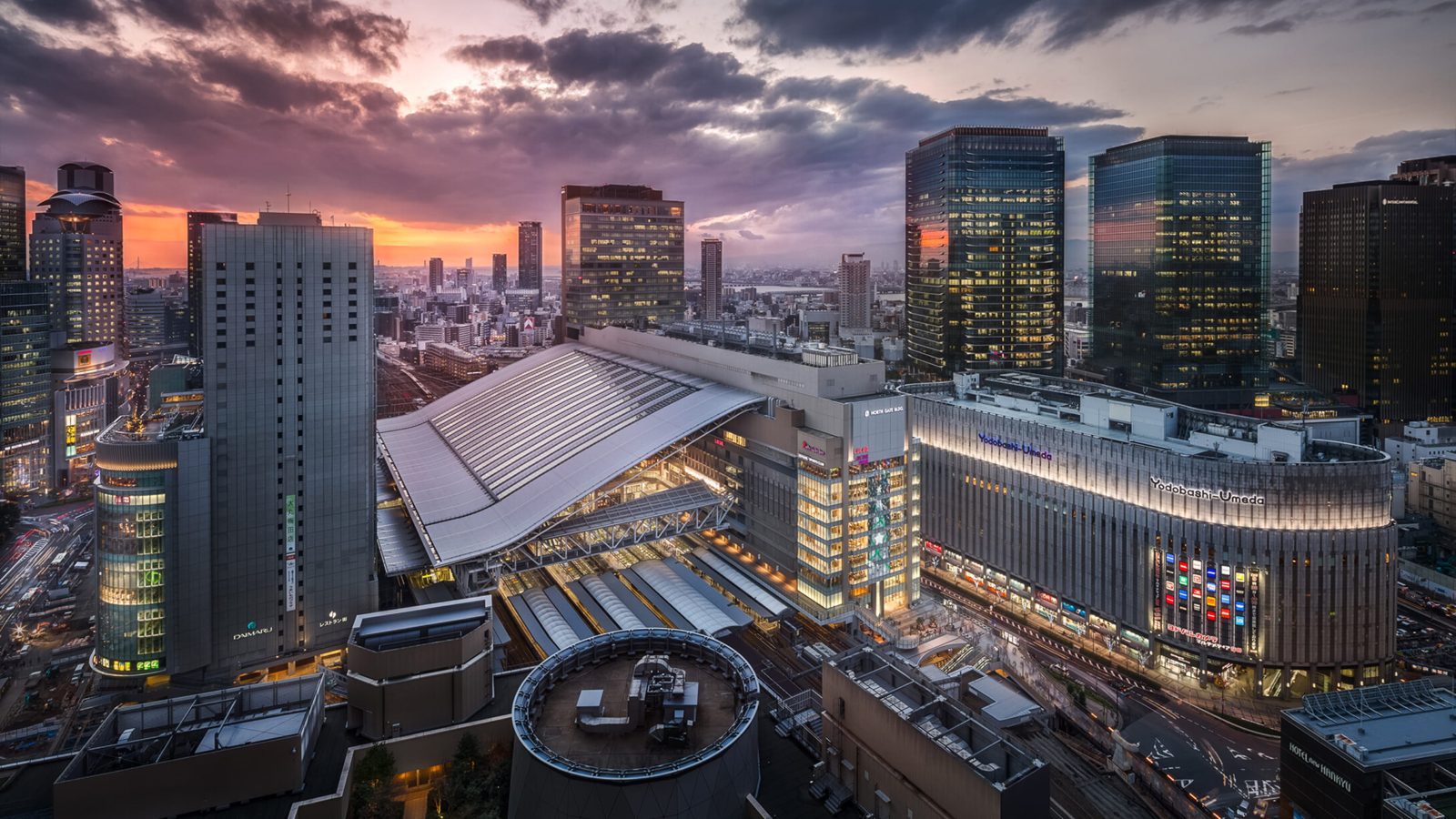 大阪四季酒店 大阪站與梅田一帶的夜景