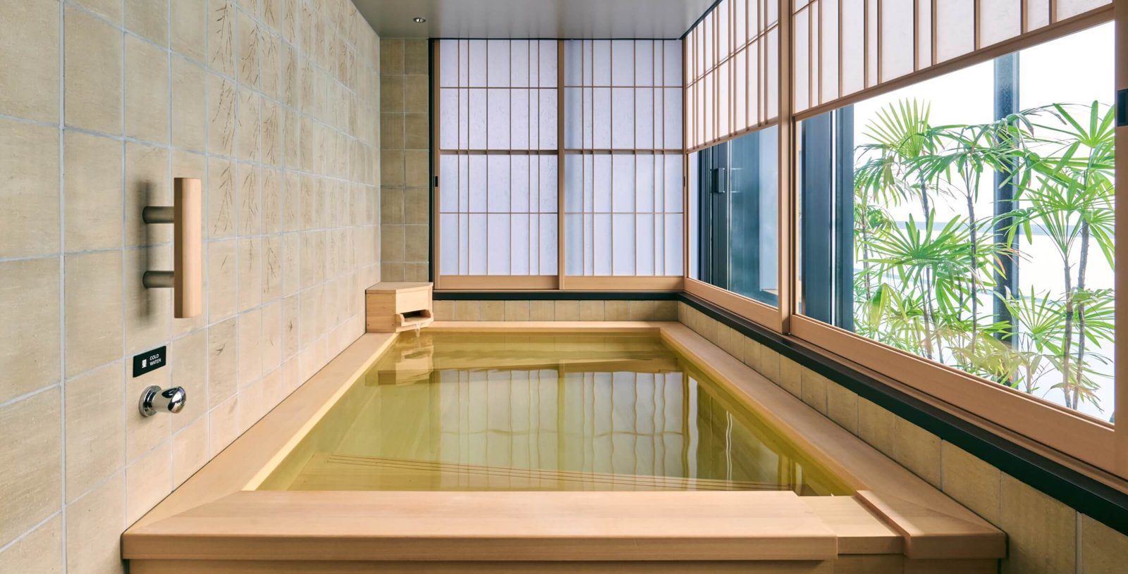 馥府 東京 銀座 檜木框客房溫泉浴池